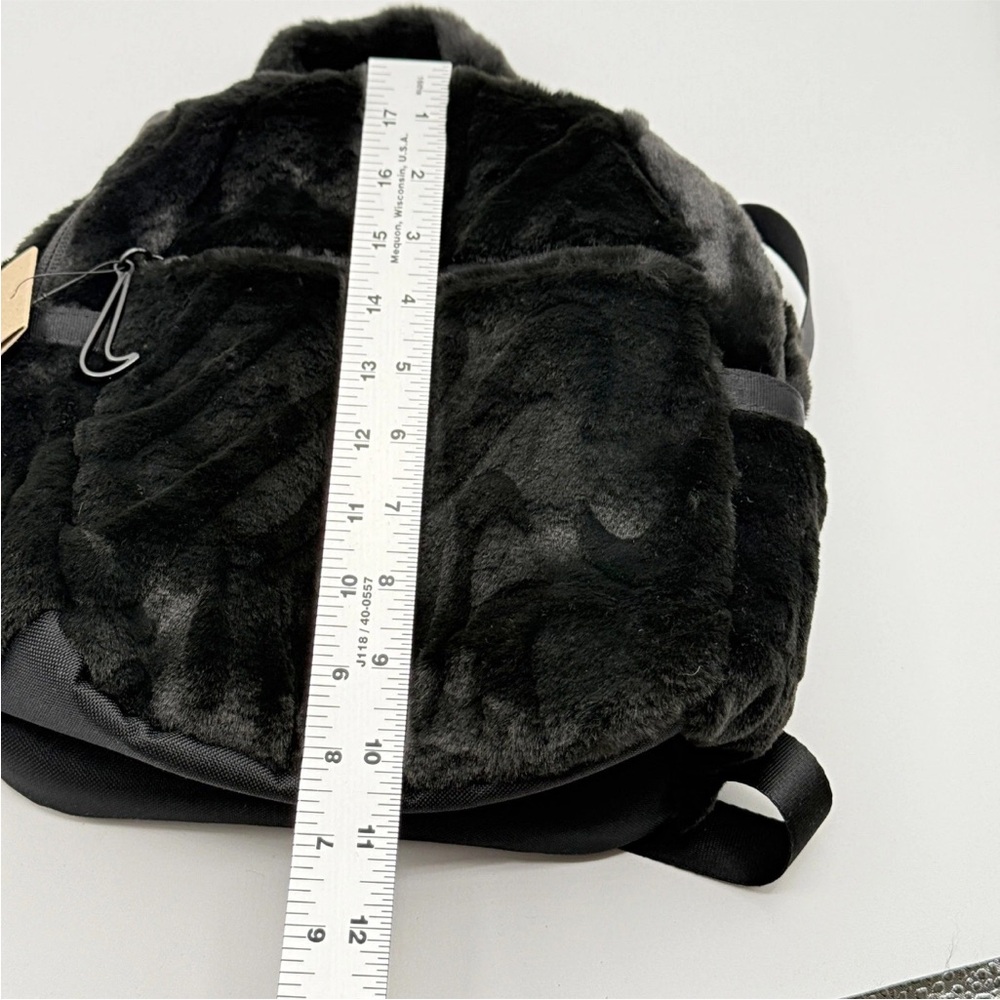 Nike Black Backpack - Picture 14 of 15